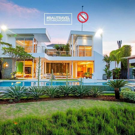 Phocea Golf View Villa By Premier Hospitality Asia Pecatu Exterior foto